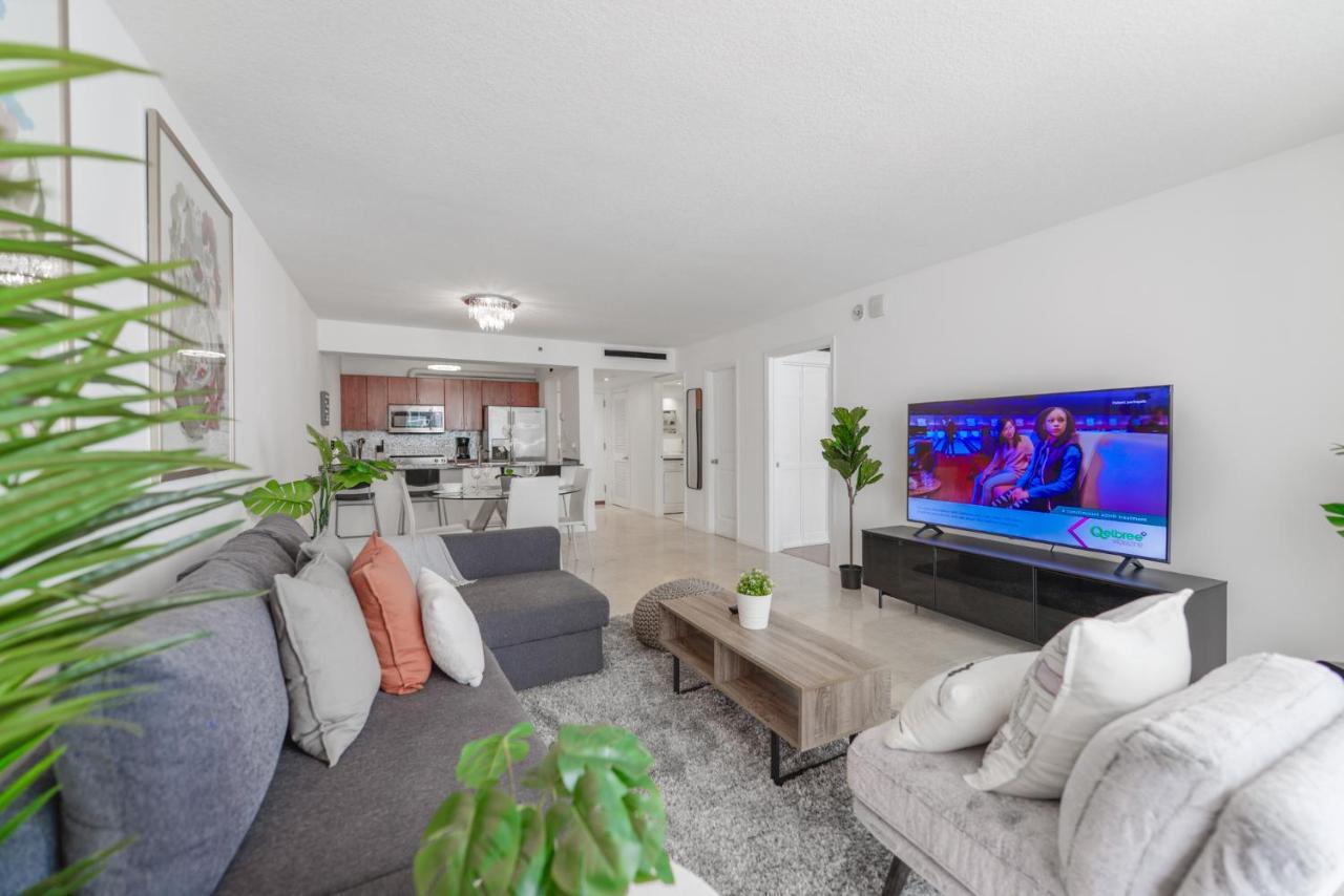 Wonderful Condo In Brickell With Pool And Gym ไมอามี ภายนอก รูปภาพ